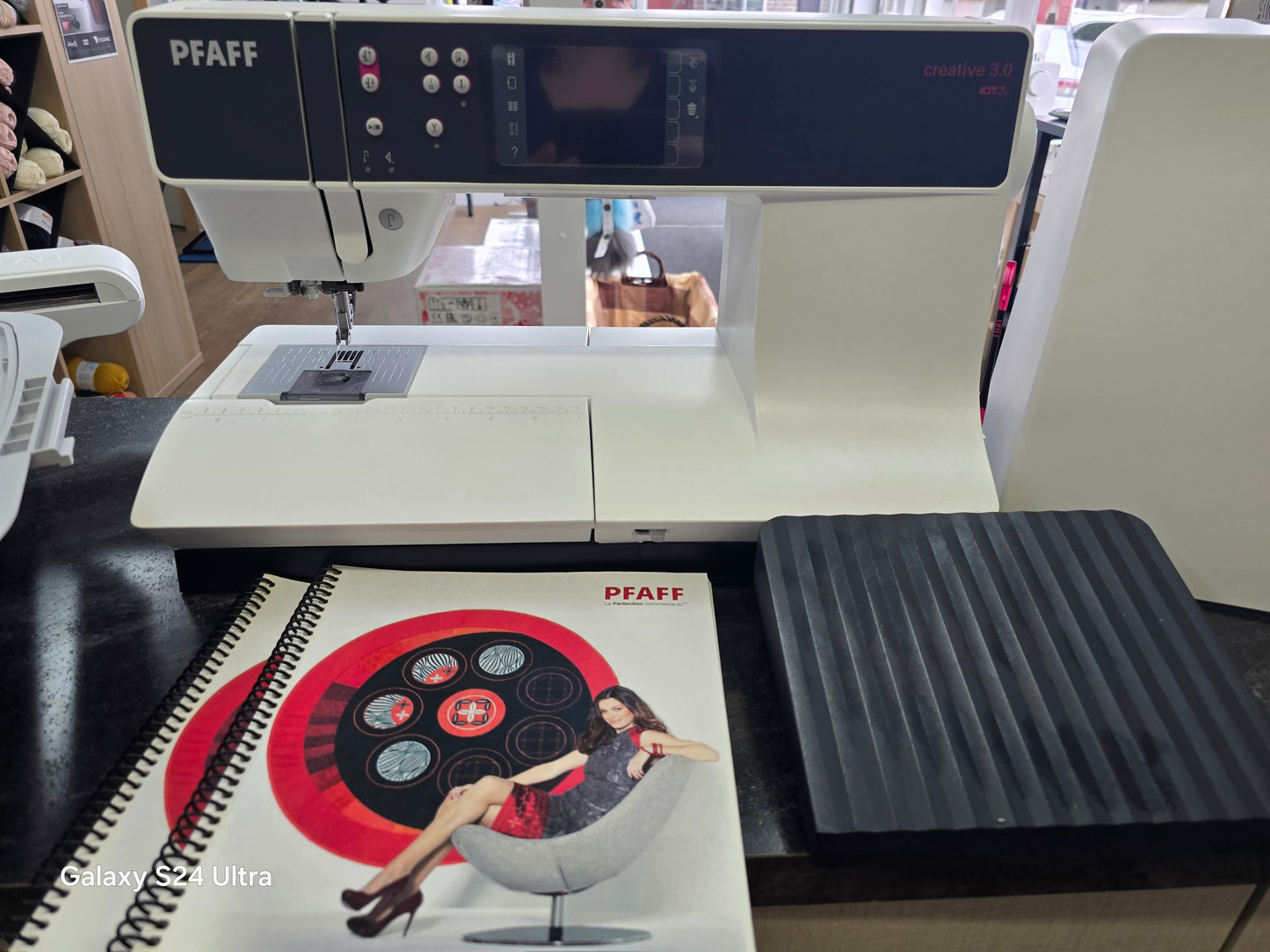 Pfaff Creative 3.0 | Machine à coudre usagée à vendre