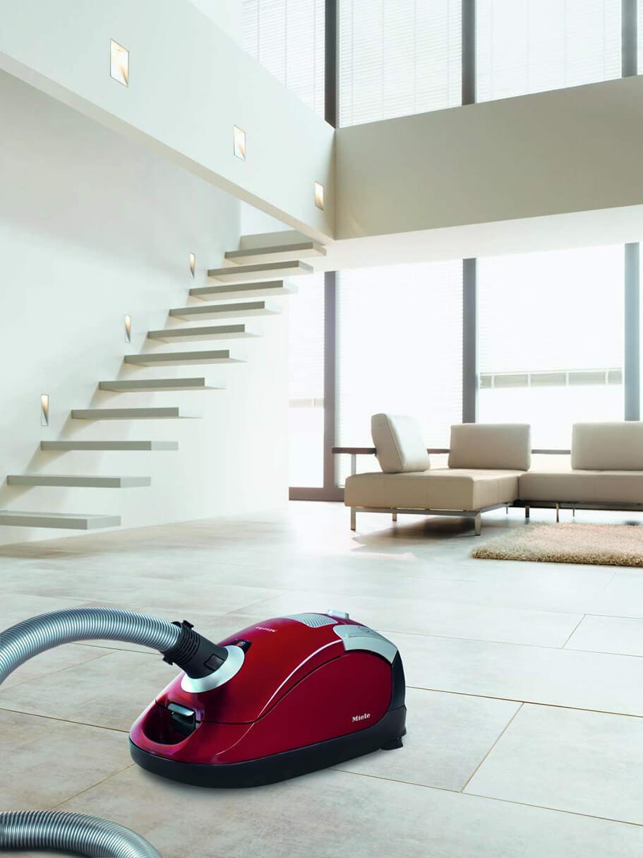 Miele | Aspirateur Traineaux Avec Sac | Compact C1 Hardfloor